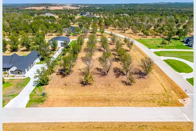 1648 Earhart Drive, Granbury, TX 76049 - Photo 7