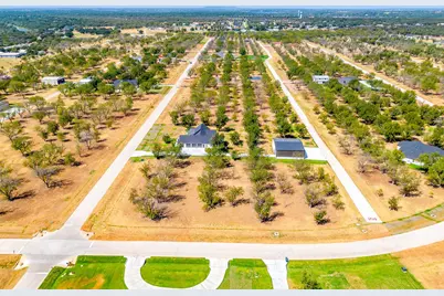 1648 Earhart Drive, Granbury, TX 76049 - Photo 3