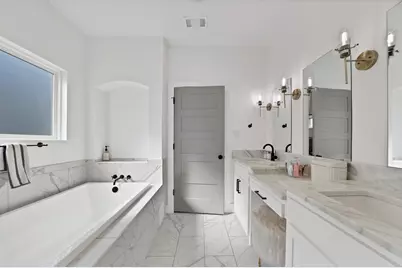 9037 Quarry Hill Court, Fort Worth, TX 76179 - Photo 35