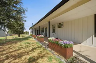 5480 New Hope Rd, Aubrey, TX 76227 - Photo 33