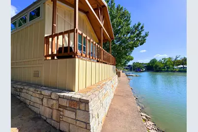 819 Brazos Harbor Circle, Granbury, TX 76048 - Photo 29