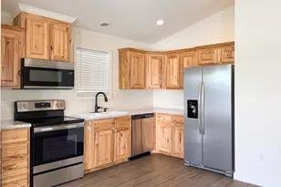 819 Brazos Harbor Cir, Granbury, TX 76048 - Photo 17