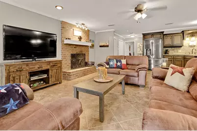 640 Northgate Drive, Hideaway, TX 75771 - Photo 9