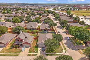 3271 Yeltes, Grand Prairie, TX 75054 - Photo 35