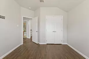 3271 Yeltes, Grand Prairie, TX 75054 - Photo 23