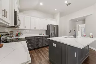 3271 Yeltes, Grand Prairie, TX 75054 - Photo 11
