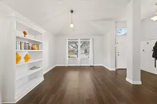 3271 Yeltes, Grand Prairie, TX 75054 - Photo 9