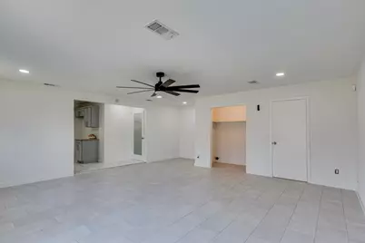 3831 Black Oak Drive, Dallas, TX 75241 - Photo 17