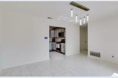 3831 Black Oak Drive, Dallas, TX 75241 - Photo 7
