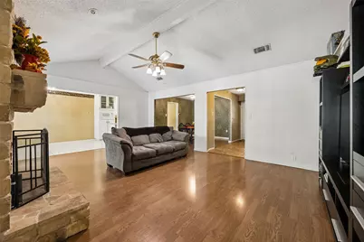 5729 Sage Bloom Drive, Arlington, TX 76017 - Photo 7