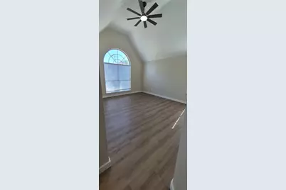 117 Morningside Drive, Grand Prairie, TX 75052 - Photo 13
