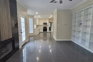 117 Morningside Dr, Grand Prairie, TX 75052 - Photo 5