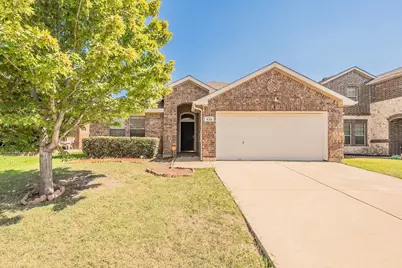 536 Goldstone Lane, Fort Worth, TX 76131 - Photo 1