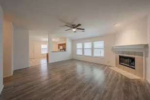 536 Goldstone Ln, Fort Worth, TX 76131 - Photo 3