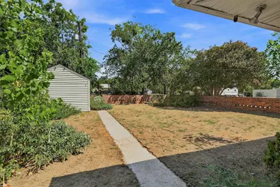 901 W Hanna Street, Denison, TX 75020 - Photo 33