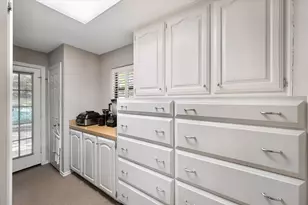 305 County Road 0008, Corsicana, TX 75110 - Photo 11