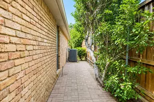 5719 Covehaven Dr, Dallas, TX 75252 - Photo 31