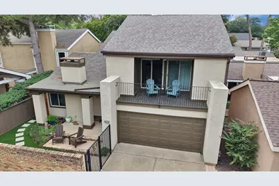 1612 Hawthorne Drive, Arlington, TX 76012 - Photo 3