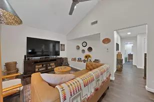 1612 Hawthorne Dr, Arlington, TX 76012 - Photo 27