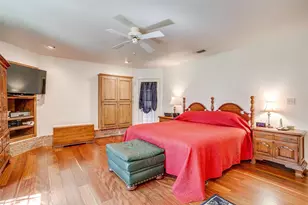 8621 Ravenswood Rd, Granbury, TX 76049 - Photo 23