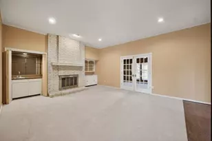 1800 High Vista Ct, Fort Worth, TX 76112 - Photo 7