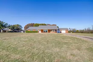 407 Llano Ct, Weatherford, TX 76087 - Photo 1