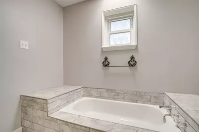 407 Llano Court, Weatherford, TX 76087 - Photo 23