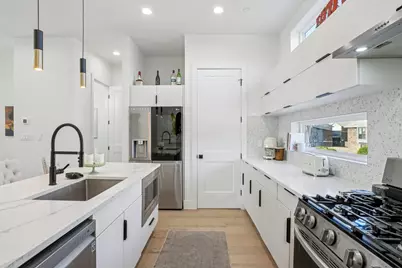 145 N Henderson Avenue #102, Dallas, TX 75214 - Photo 13