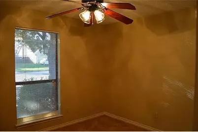 6401 Pilgrim Lane, Arlington, TX 76002 - Photo 9