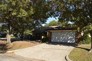 6401 Pilgrim Ln, Arlington, TX 76002 - Photo 5
