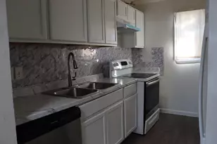 928 S Weatherred Dr, Richardson, TX 75080 - Photo 9