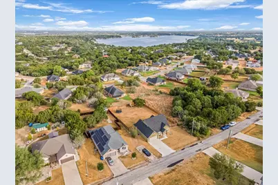 2412 Christine Drive, Granbury, TX 76048 - Photo 29
