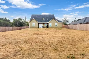 2412 Christine Dr, Granbury, TX 76048 - Photo 27