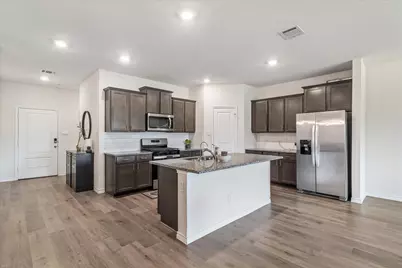 1310 Blossom Court Drive, Princeton, TX 75407 - Photo 9