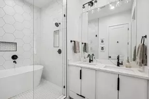 145 N Henderson Ave, Dallas, TX 75214 - Photo 25