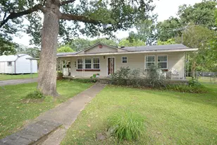 220 Littlefield Dr, East Tawakoni, TX 75472 - Photo 3