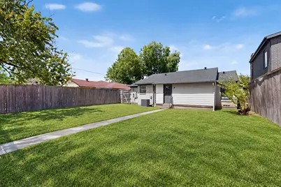 4812 Wateka Drive, Dallas, TX 75209 - Photo 7