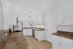 4812 Wateka Dr, Dallas, TX 75209 - Photo 13