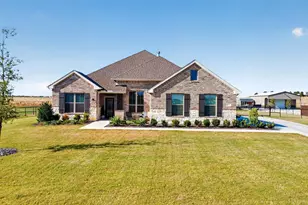 4004 Sanger Mdw Dr, Sanger, TX 76266 - Photo 3