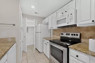 5565 Preston Oaks Rd, Dallas, TX 75254 - Photo 17