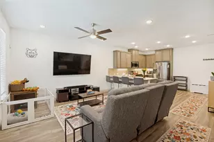 917 Utica Dr, McKinney, TX 75069 - Photo 5