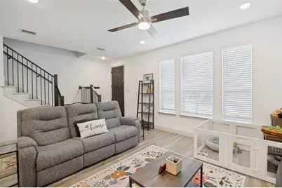 917 Utica Drive, McKinney, TX 75069 - Photo 3