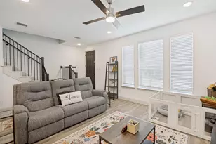 917 Utica Dr, McKinney, TX 75069 - Photo 3