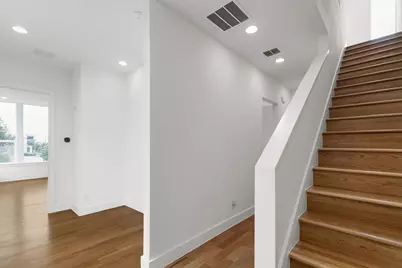 1920 Cuyler Court, Dallas, TX 75204 - Photo 19