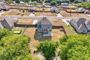 202 Milky Way, Bruceville, TX 76630 - Photo 39