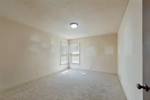 825 Glenda Dr, Bedford, TX 76022 - Photo 17