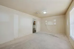825 Glenda Dr, Bedford, TX 76022 - Photo 3