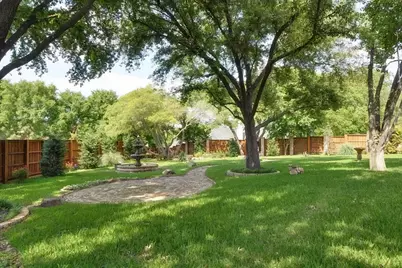 14320 Hughes Lane, Dallas, TX 75254 - Photo 11