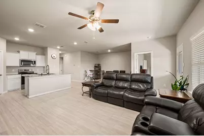 336 Wildrose Circle, Cleburne, TX 76033 - Photo 9