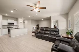 336 Wildrose Cir, Cleburne, TX 76033 - Photo 9